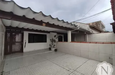 Casa com 3 quartos à venda na Rua Leao Xiii, Suarão, Itanhaém