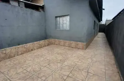 Casa para aluguel com 2 quartos no bairro nova itanhaém (interior)