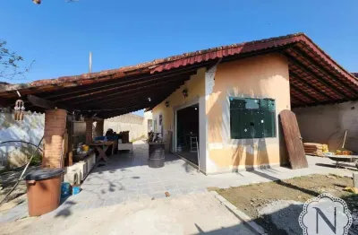Casa com 3 quartos à venda na Rua Vereador José Calvo, Savoy, Itanhaém