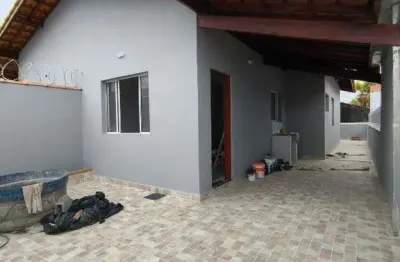Casa à venda com 2 quartos no bairro jamaica (praia)
