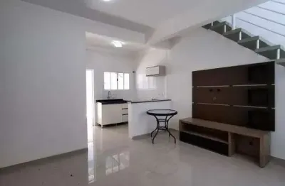 Casa com 2 quartos para alugar na Rua Vereador Edson Bello, Guarda Civil, Itanhaém