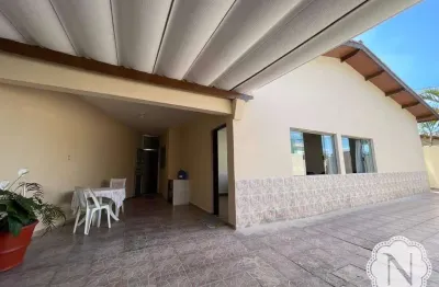 Casa com 3 quartos à venda na Rua Ana De Mattos Meira, Centro, Itanhaém