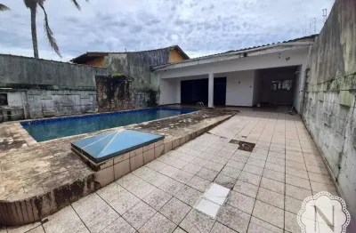 Casa com 4 quartos para alugar na Rua Avanhandava, Suarão, Itanhaém