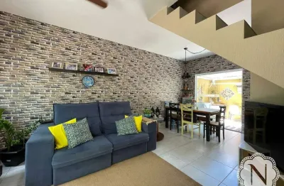 Sobrado para aluguel com 2 quartos no bairro gaivota (praia)