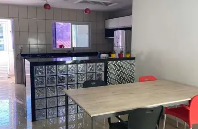Olha que oportunidade para você que busca um sobrado no parque joão ramalho em santo andré com 3 suítes, 6 vagas de garagem e ainda estuda permuta!