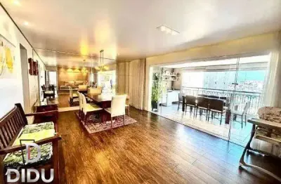 Apartamento à venda, no condomínio viva, , com 3 quartos,3 suítes,  163m², 3 vagas com depósti, sacada com churrasqueira, andar super alto.