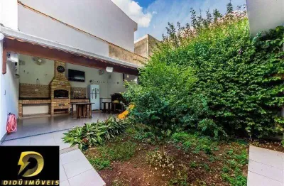 Olha este sobrado com 300 m²  na chácara belenzinho sendo 4 dormitórios, 2 suítes, espaço gourmet com churrasqueira,  3 vagas e uma edícula com 75 m²