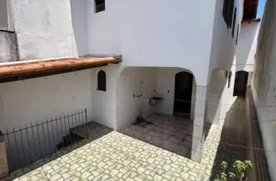 Oportunidade imperdível, para você que busca um belo sobrado bem localizado no bairro adalgiza, por um valor muito abaixo de mercado!
