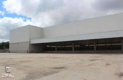 Galpão em cotia, com 16.692m² de terreno e 9.088m² de área construída, este galpão é perfeito para operações industriais, de armazenagem e logística.