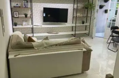 Excelente sobrado em condomínio fehado na vila américa, mobiliado e decorado. imóvel desocupado e ainda estuda permuta!