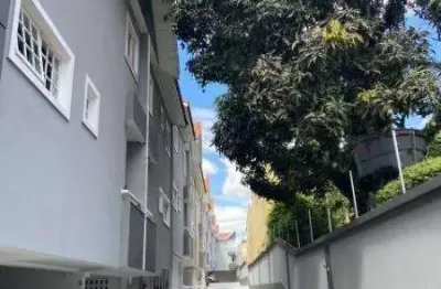 Excelente sobrado em condomínio fehado na vila américa, mobiliado e decorado. imóvel desocupado e ainda estuda permuta!