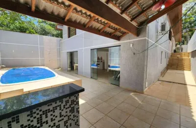 Venha morar em uma belíssima e aconhegante casa, dentro de um dos melhores e mais procurados condomínio fechado de são paulo!