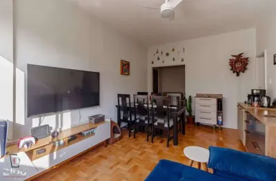 Apartamento à venda, no Edifício 12 de Setembro em São Paulo, Jardim Paulista, com 2 quartos, 82m²