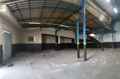 Não perca essa oportunidade única de alugar um galpão no campestre, em santo andré/sp, 996m² de área total.