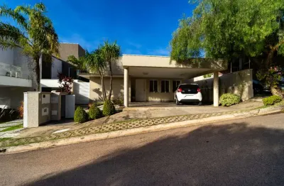 Casa no condomínio residencial bosque dos jatobás para venda com 3 quartos, sendo 1 suíte, 230m²