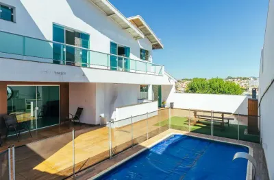 Casa de vila para venda em jardim pacaembu com 4 quartos, sendo 2 suítes, 340m²