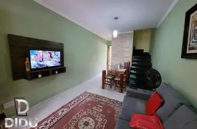 Sobrado à venda em santo andré, parque oratório, com 2 quartos sendo 2 suítes e 2 vagas, 77m². documentação ok
