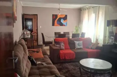 Sobrado à venda em santo andré, campestre, com 4 dormitórios, 2 suítes, 4 vagas e edícula.