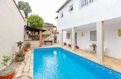 Sobrado para venda em jardim kioto com 7 quartos, sendo 2 suítes , 364m², com piscina, churrasqueira, forno de pizza, e um pomar com arvores frutífer