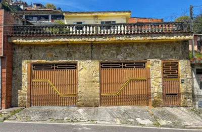 Casa de vila para venda em represa com 3 quartos, sendo 1 suíte, 191m²