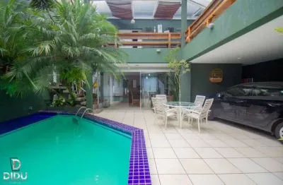 Sobrado com piscina à venda em são paulo, alto de pinheiros, com 3 quartos, sendo 1 suíte, 5 vagas. 340 m² de construção e 280 m² de terreno.