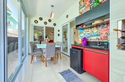 Casa no condomínio new ville para venda com 3 quartos, sendo 1 suíte, 177m²