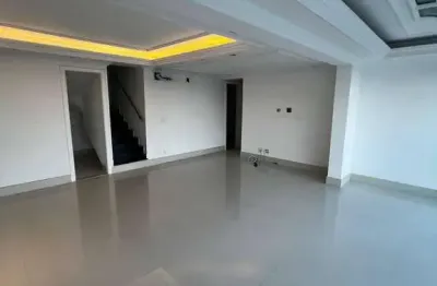 Venha morar em uma cobertura de tirar o fôlego no coração do Tatuapé! Localização privilegiada a 200m do metrô Carrão.