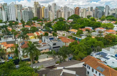 Casa para venda em Jardim Paulista com 7 quartos, sendo 7 suítes , 854m²