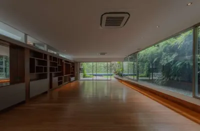 Casa para venda em Jardim Paulista com 3 quartos, sendo 3 suítes , 673m²