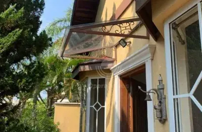 Casa à venda no condomínio alphaville: área construída: 330m2 em um terreno de 627m2