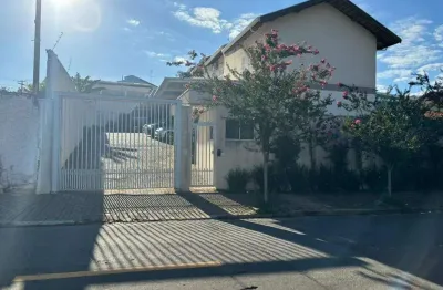 Casa à venda em Campinas, Parque Rural Fazenda Santa Cândida, com 2 quartos, com 68 m²