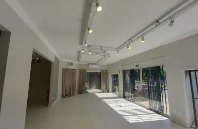 Casa comercial com 4 salas à venda na Avenida José de Souza Campos, 75, Cambuí, Campinas