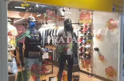 Gonzaga santos loja em shopping excelente localização