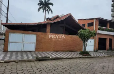 Aviação p grande casa 3 dormitórios 1 suíte 2 vagas de garagem