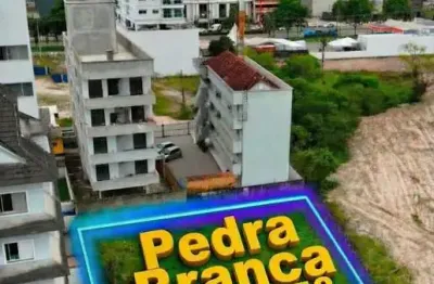 Terreno em condomínio fechado à venda na Rua das Cerejeiras, 300, Pedra Branca, Palhoça, 737 m2 por R$ 2.700.000