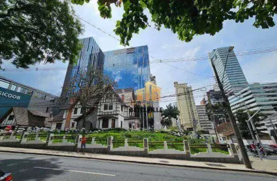 Sala comercial para alugar na Rua Emiliano Perneta, Centro, Curitiba