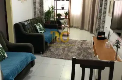 Oportunidade! Apartamento porteira fechada em São Vicente