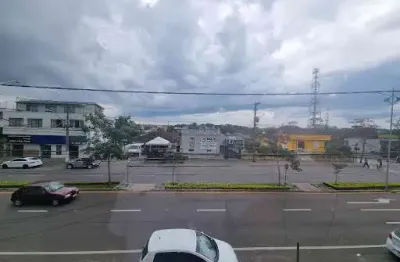 Sala comercial para alugar na Avenida Getúlio Vargas, 413, Centro, Piraquara
