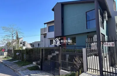 Sobrado à venda com 3 pavimentos no bairro uberaba – curitiba!