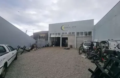 Barracão à venda | 300m² | 6m pé direito ?? | 16 vagas ??? ? vão livre, escritório, 2 bwc com chuveiro. ideal para logística/indústria. ?? ligue agora