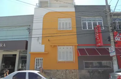 Casa com 4 quartos à venda no centro, guaratinguetá  por r$ 800.000