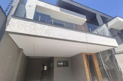 Casa para Venda em Curitiba, Capão da Imbuia, 3 dormitórios, 3 suítes, 4 banheiros, 4 vagas