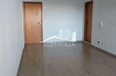 Sala comercial à venda na avenida silva jardim, 2042, água verde, curitiba, 60 m2 por r$ 450.000