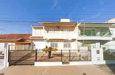 Casa com 5 quartos à venda na rua antônio gomes, 60, estreito, florianópolis, 220 m2 por r$ 1.750.000