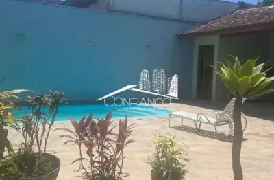 Casa com 3 quartos à venda na avenida vinte e nove de abril, 76, coroados, guaratuba, 185 m2 por r$ 800.000
