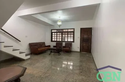 !!!oportunidade!!! lindo sobrado com 140m² úteis - 03 dorm. sendo 02 suítes - 02 vagas por r$ 950 mil - são vicente/gonzaguinha