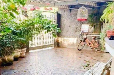 Casa com 3 quartos à venda na Avenida Affonso Penna, Embaré, Santos