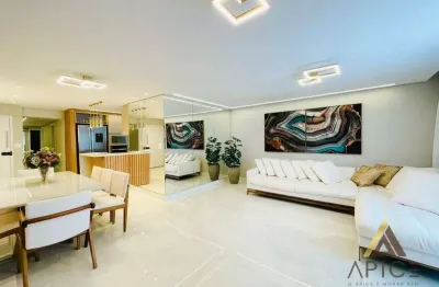 Maravilhoso apto. altíssimo padrão frente mar com 150m² úteis - 100% reformado e mobiliado -  03 dorm. s/ 01 suíte - varanda por r$ 2.599m - gonzaga