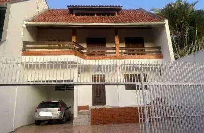 Casa com 3 dormitórios à venda, 223 m² por r$ 890.000,00 - guabirotuba - curitiba/pr