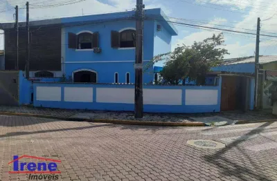 Sobrado à venda no centro por r$ 600.000 - itanhaém/sp